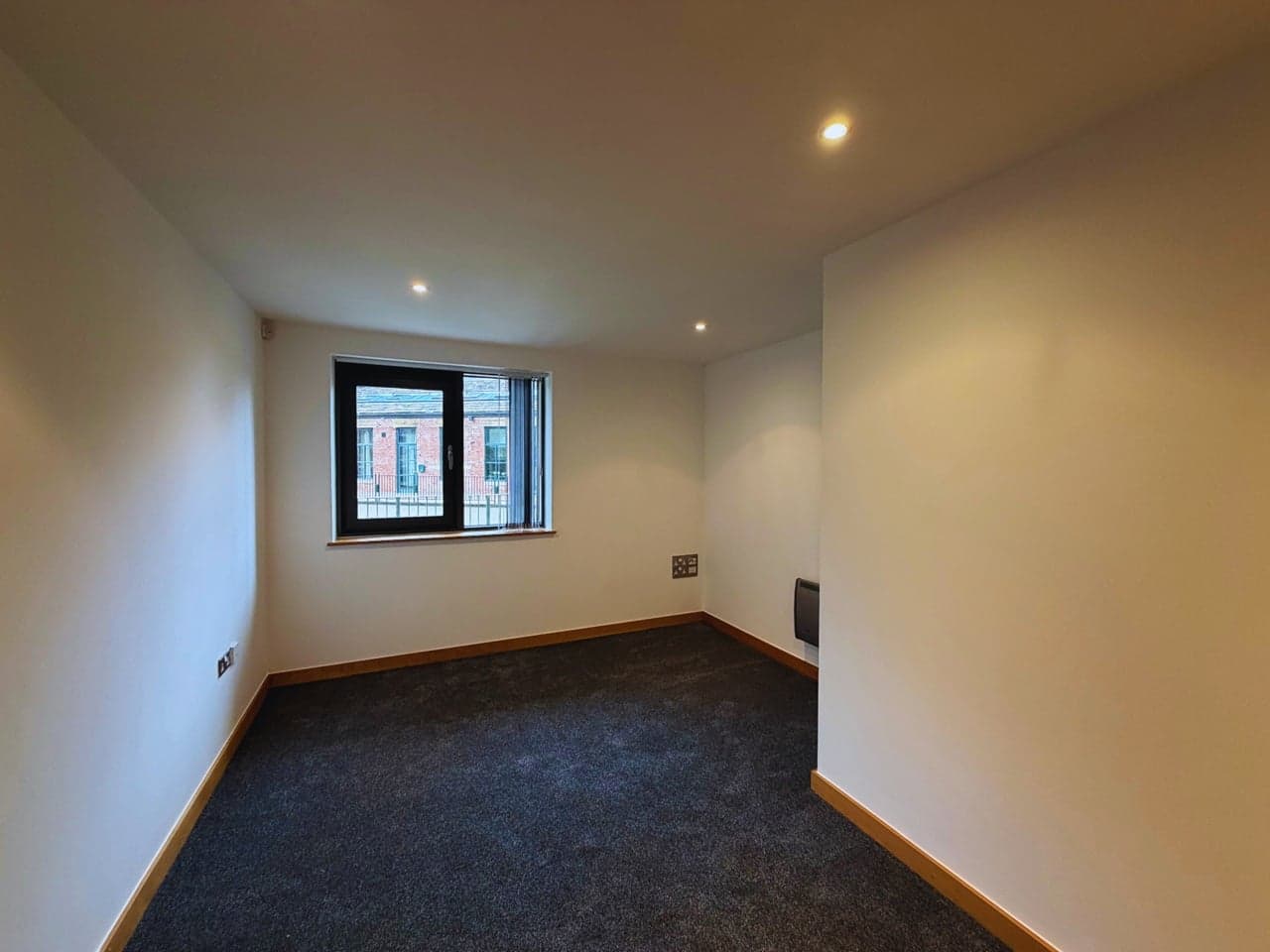 1 Bed Flat — Shipley thumbnail 3