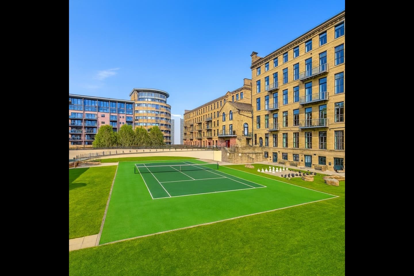 1 Bed Flat — Shipley thumbnail 5