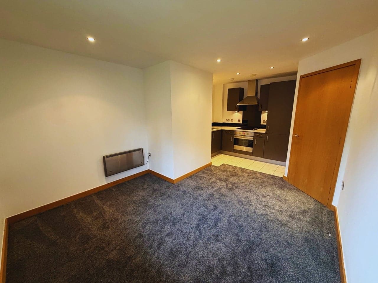 1 Bed Flat — Shipley thumbnail 7