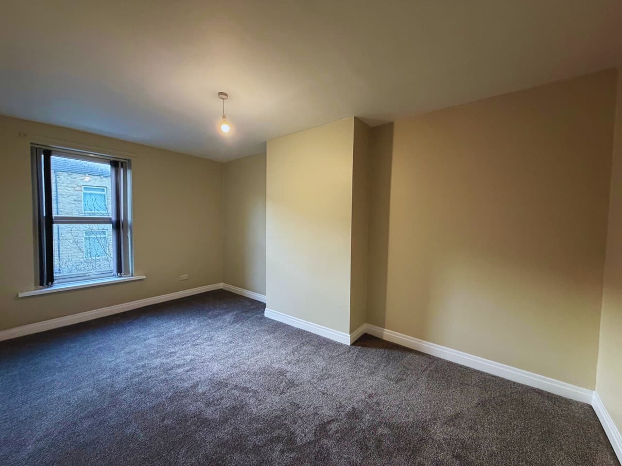 1 Bed Terraced House — Batley thumbnail 6