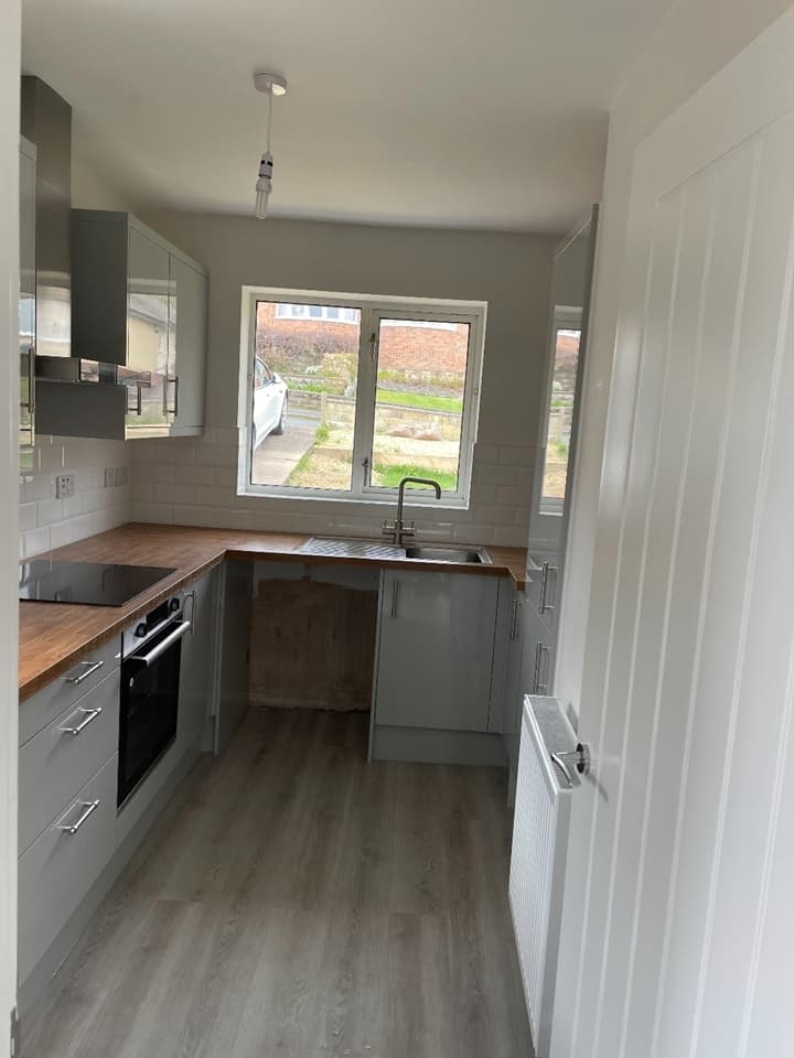 2 Bed Bungalow — Cleckheaton thumbnail 8