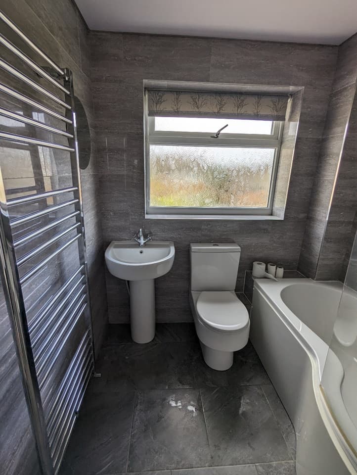 3 Bed End Terrace — Cleckheaton thumbnail 3