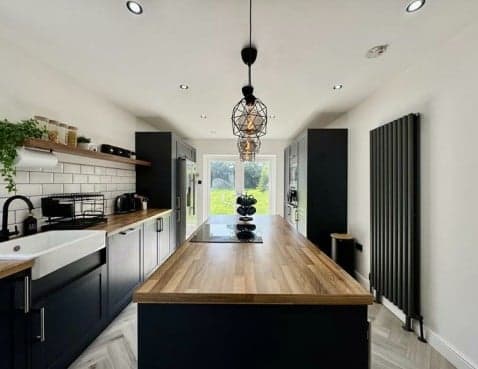 3 Bed Semi-Detached — Huddersfield