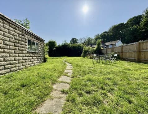 3 Bed Semi-Detached — Huddersfield thumbnail 3