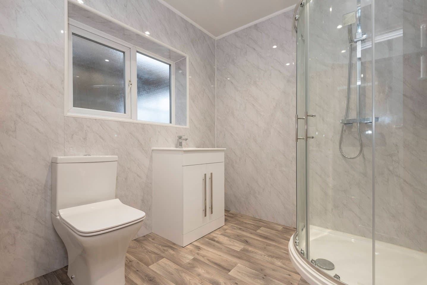 3 Bed Terraced House — Oakenshaw, Bradford thumbnail 3