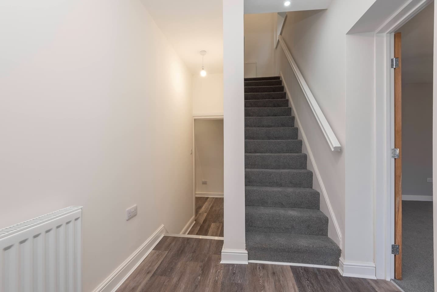 3 Bed Terraced House — Oakenshaw, Bradford thumbnail 5